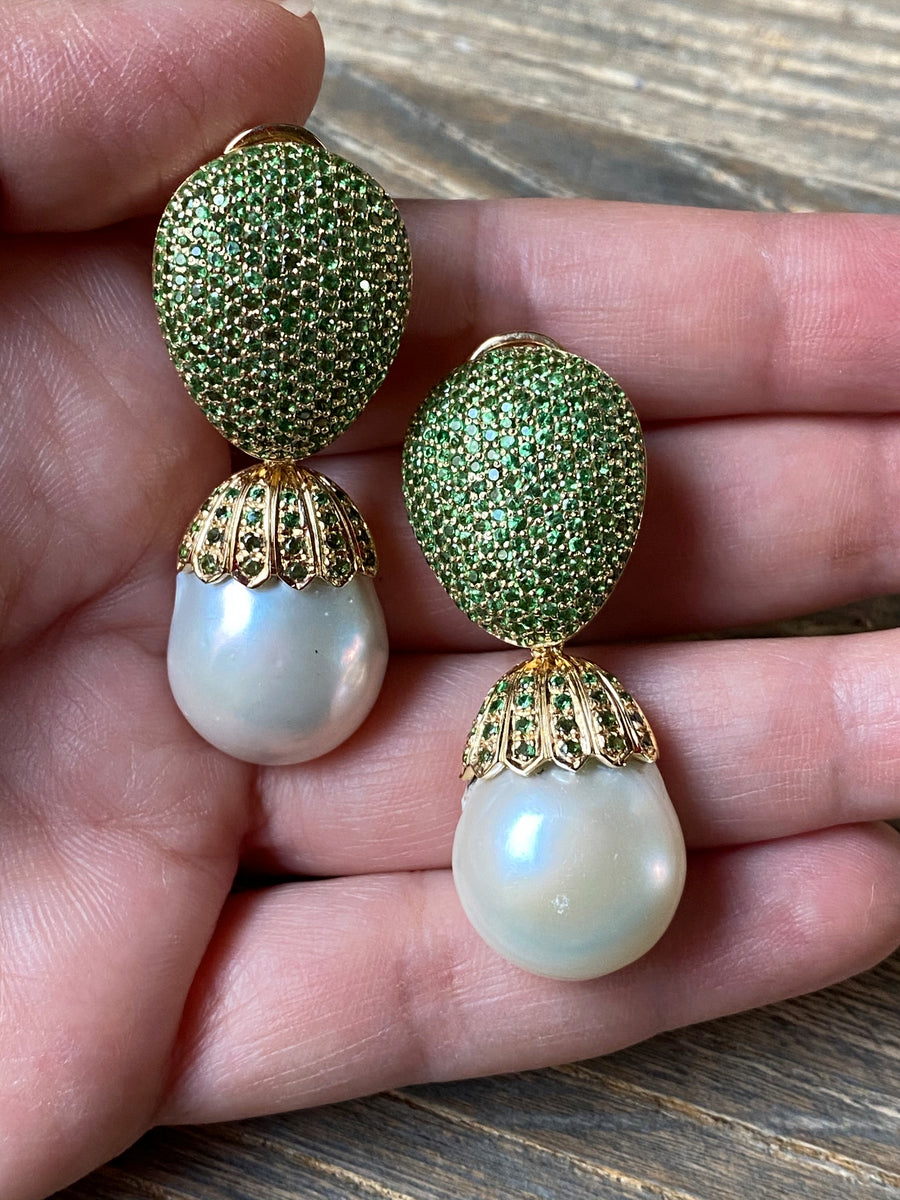 Tsavorite & Baroque Detachable Earrings