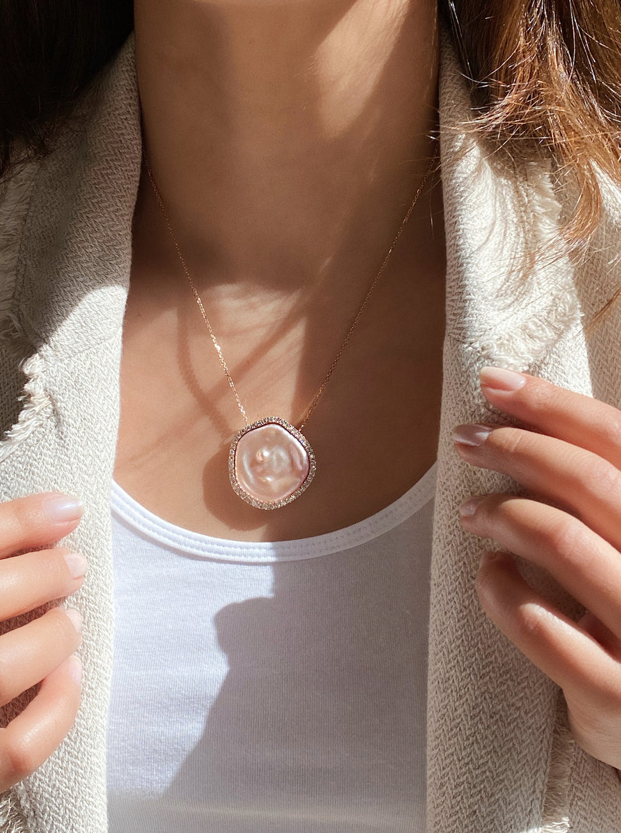 Pink Baroque Pearl & Diamond Madallion